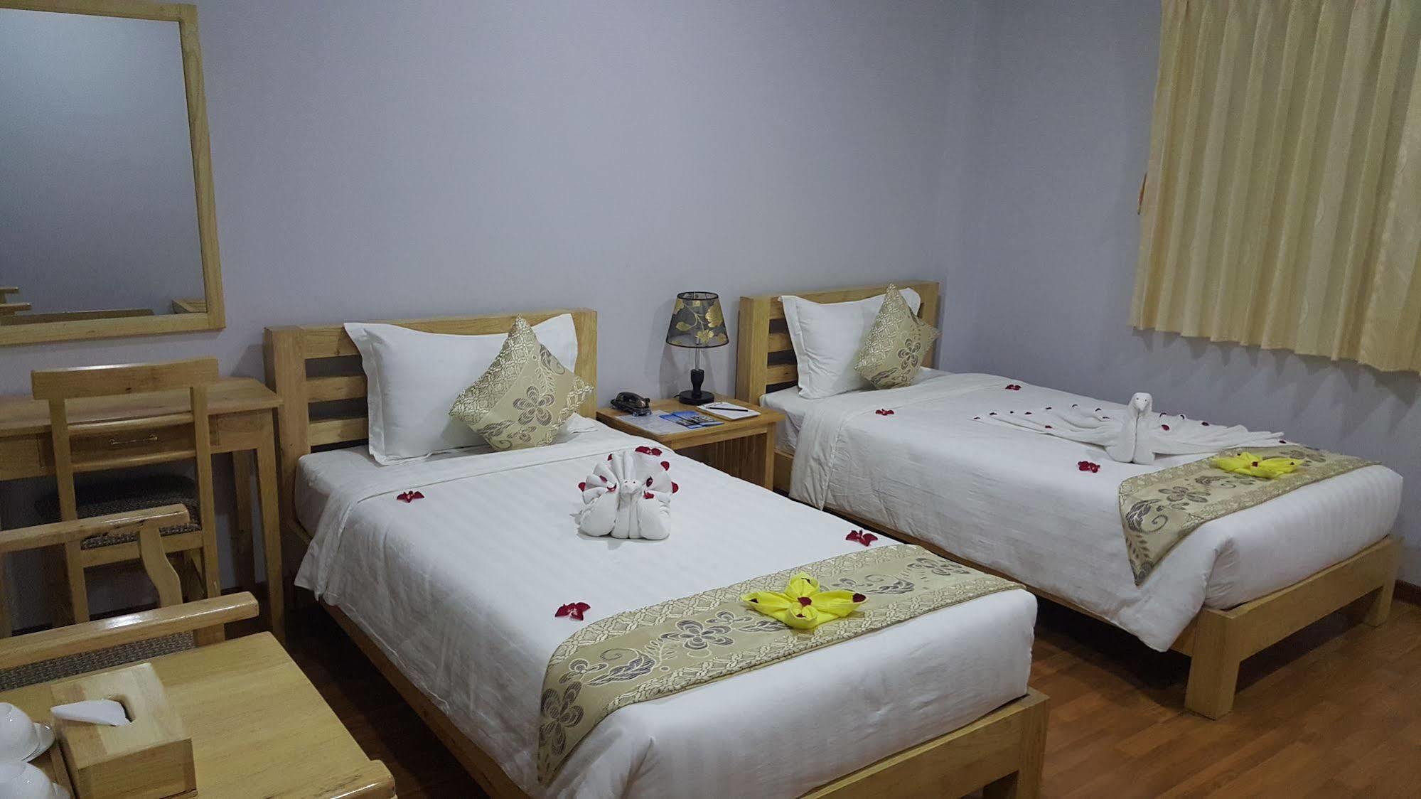 Asian Smile Hotel Rangun Zewnętrze zdjęcie
