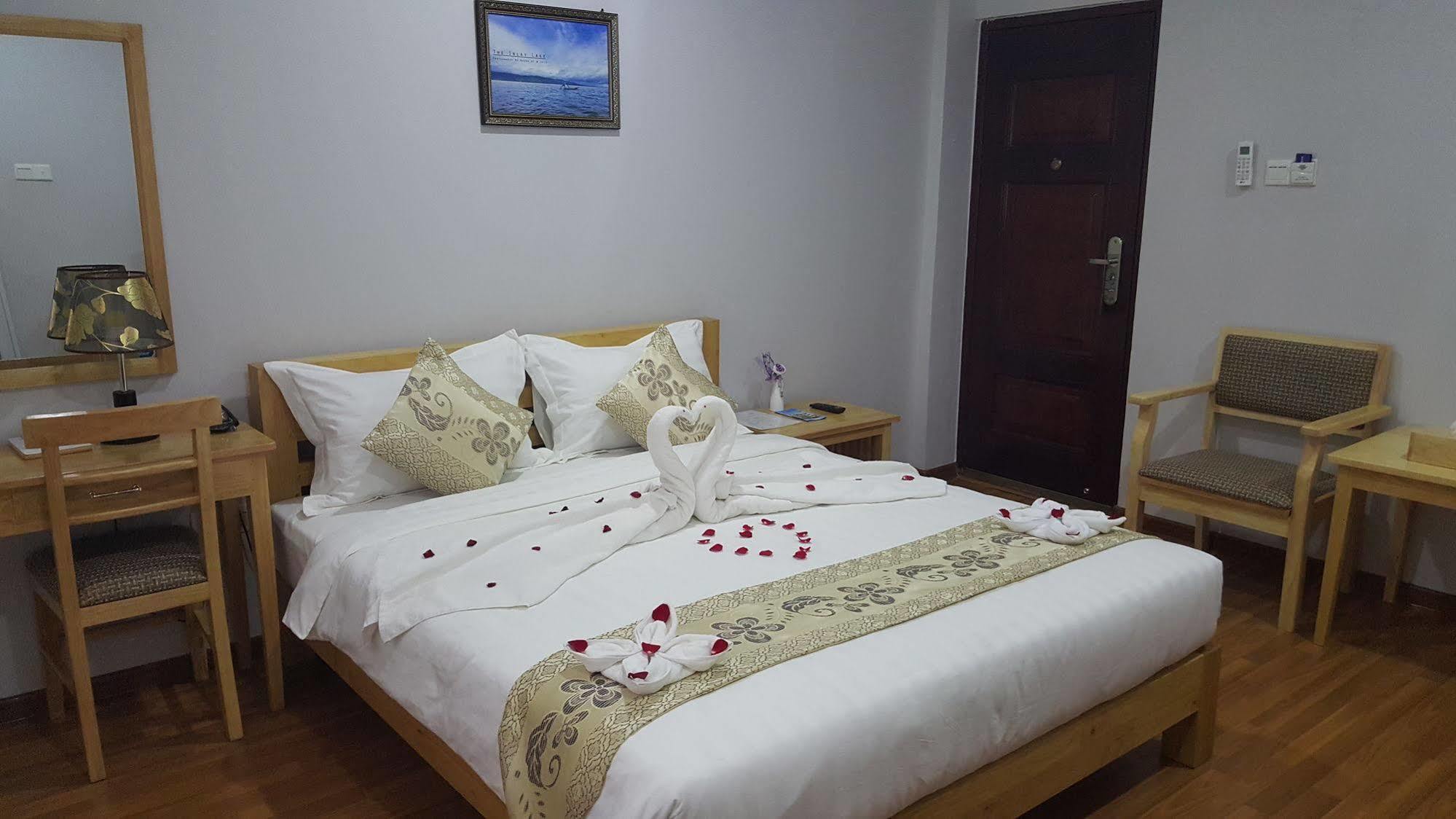 Asian Smile Hotel Rangun Zewnętrze zdjęcie